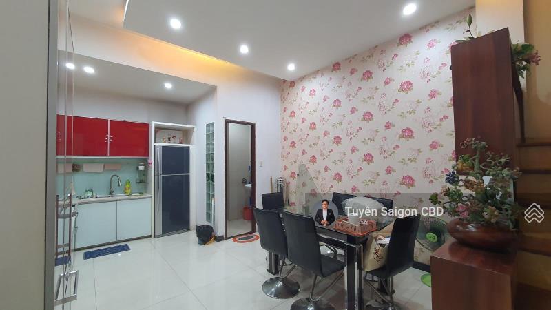 Nhà ngay trung tâm ub quận, kd phụ kiện, 4pn, 4wc, 62.3m2 hxh tránh nguyễn tri phương, q10, 17 tỷ - 2