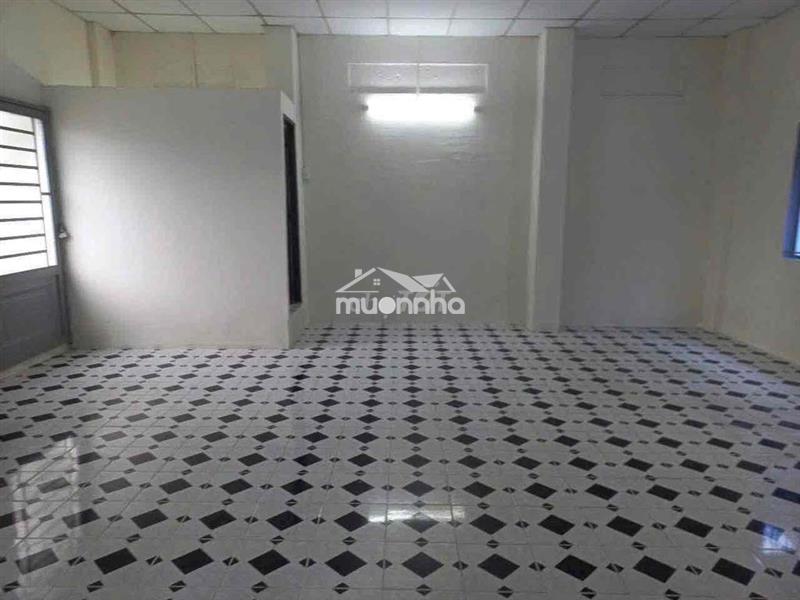 Cho thuê kho xưởng sạch sẽ bà điểm
