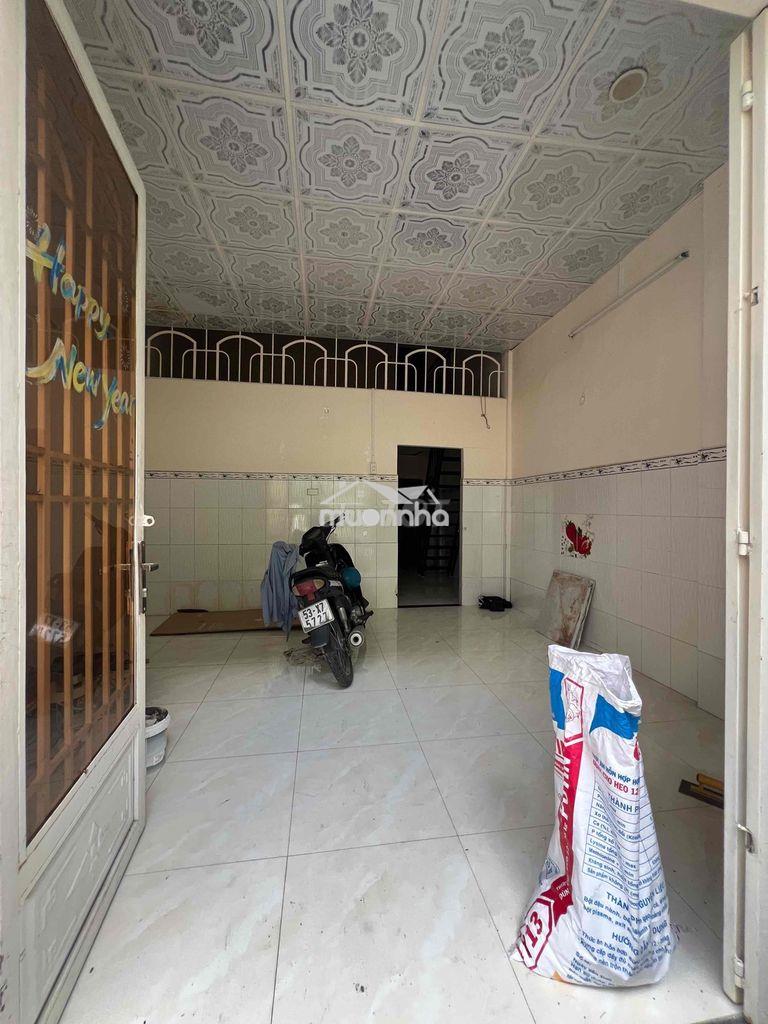 Cho thuê nhà đường 8 tnpb gần lê văn việt 2pn 2wc giá 7,5tr