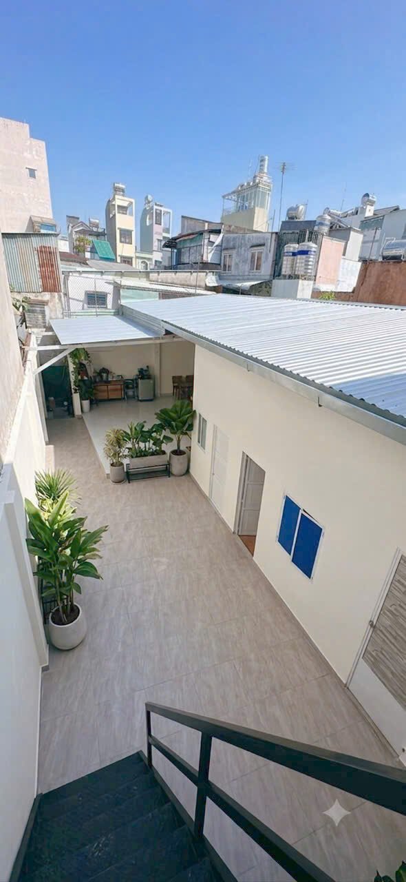 Dãy nhà trọ đoàn văn bơ, 18,5 tỷ, 202m2, 10pn, 10wc, 2 tầng, q4, - 3