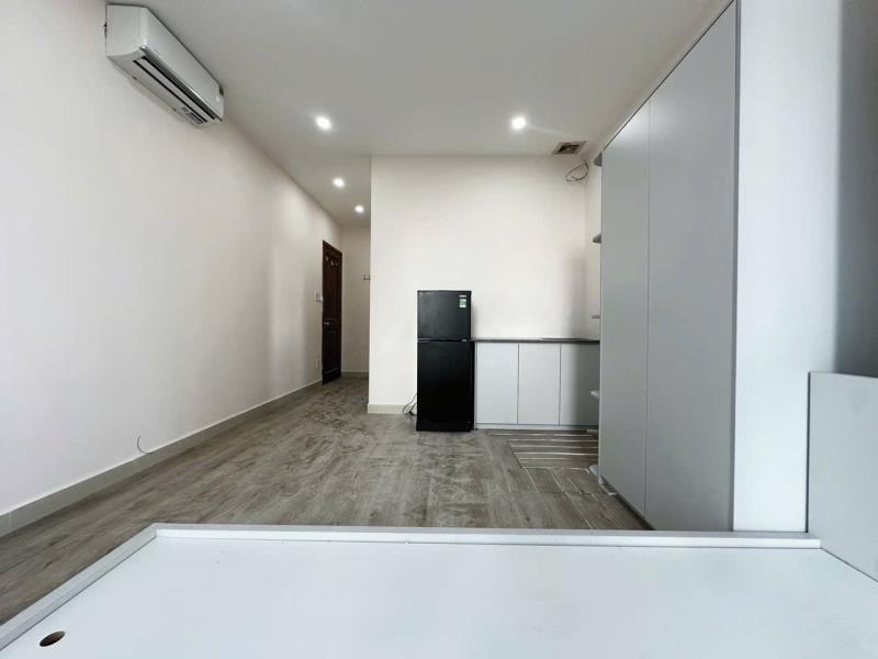 🏡 Cho thuê căn hộ cửa sổ to thoáng mát - sát trường uef, bình thạnh - 2