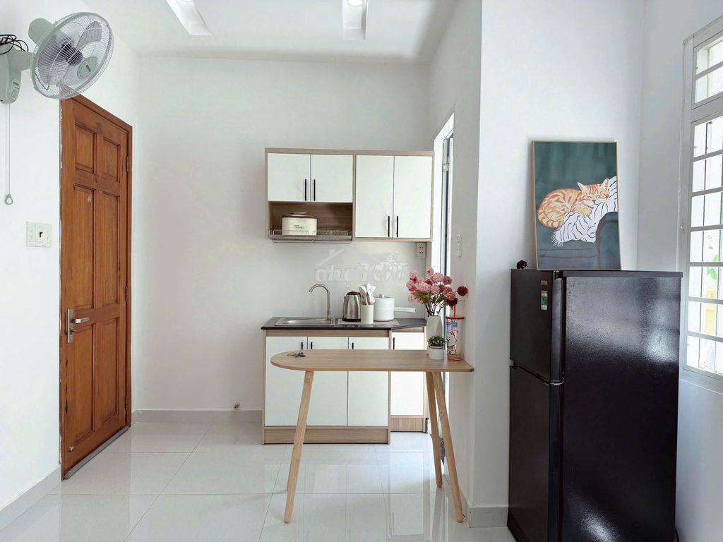 Cho thuê studio mới full nt - ban công lớn - rộng 30m2 - Ảnh 4