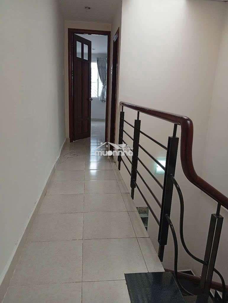 Cho thuê nhà lê thị riêng, q1 3pn, 3wc giá 17tr - Ảnh 4