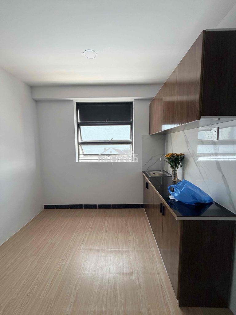 Chính chủ cho thuê căn hộ 2 phòng ngủ 70m2 không giới hạn người ở - Ảnh 4