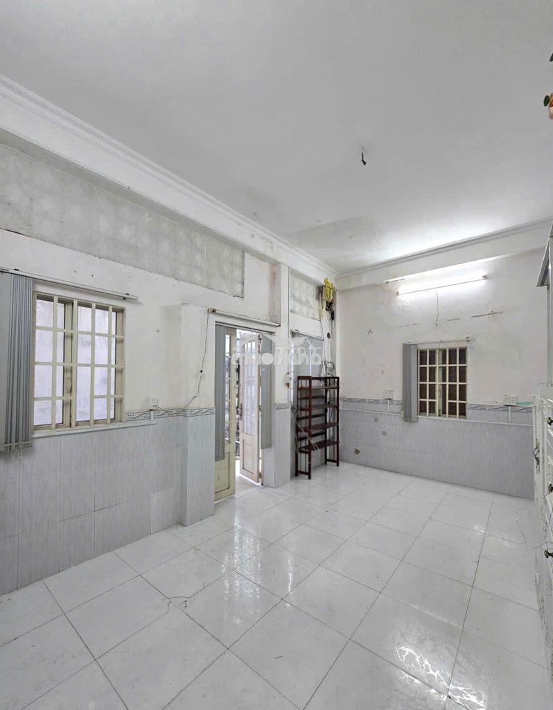 Phòng trọ quận 5 cách đhsp, đhsg chỉ 1km - Ảnh 2