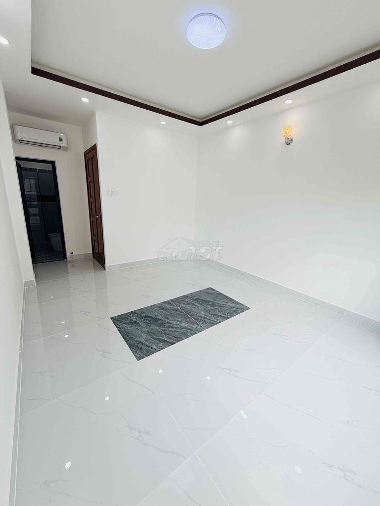 Phòng đẹp có ban công tại phú nhuận - Ảnh 3