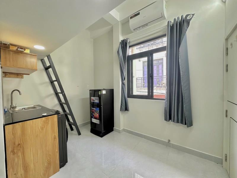 Duplex ban công ngay ngã tư hàng xanh - đi bộ hutech, ftu, gần uth - Ảnh 2