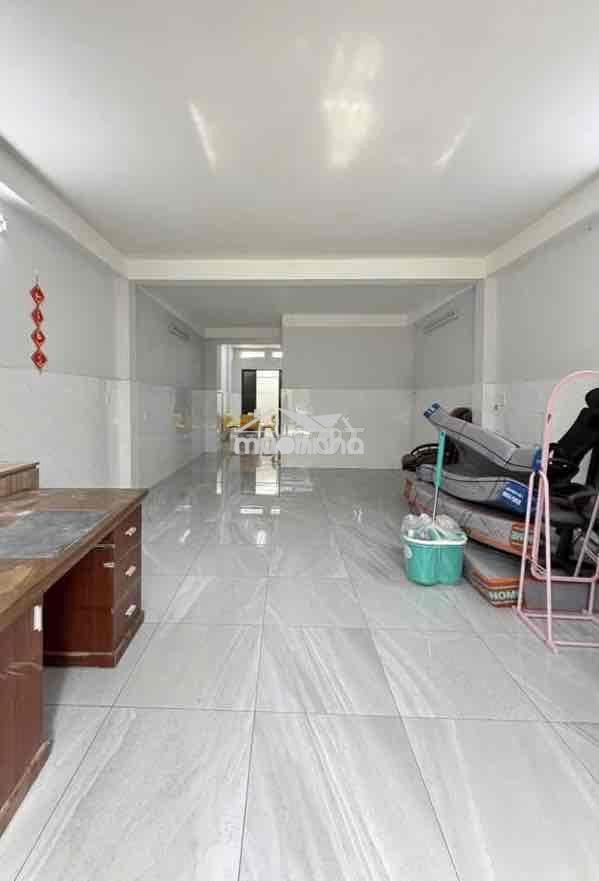 Hẻm xe hơi thoại ngọc hầu 4.5x17, 1 lầu, 2 phòng, 15 tr