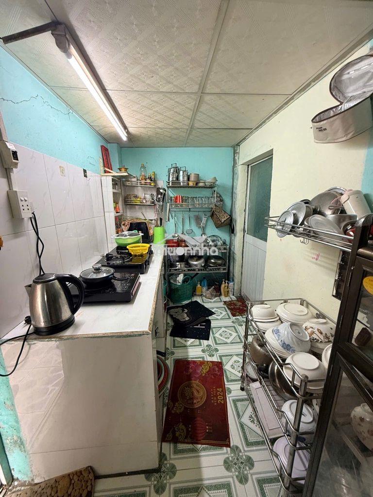 Mặt tiền đường 35 - 5x10 - khu sát chợ hiệp bình, kinh doanh sầm uất