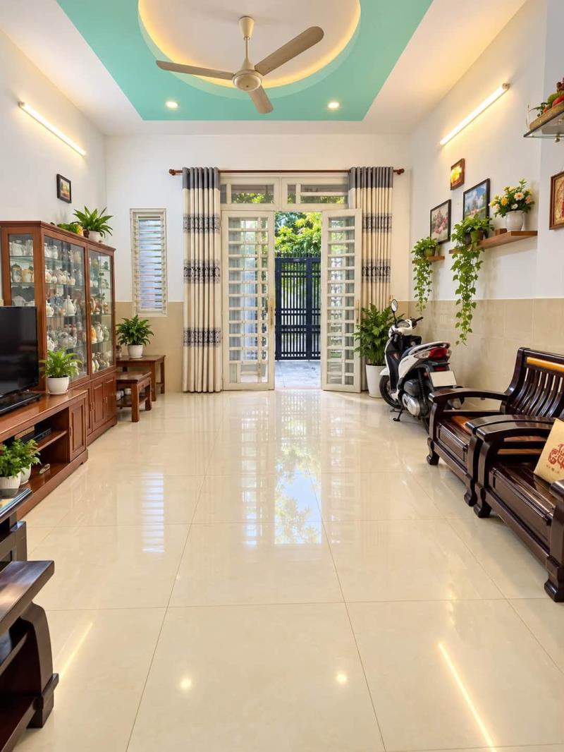 Chỉ 9.x – nhà 3 tầng 90m² ngang 5m – hẻm 6m thông – đối diện aeon, celadon city - Ảnh 2