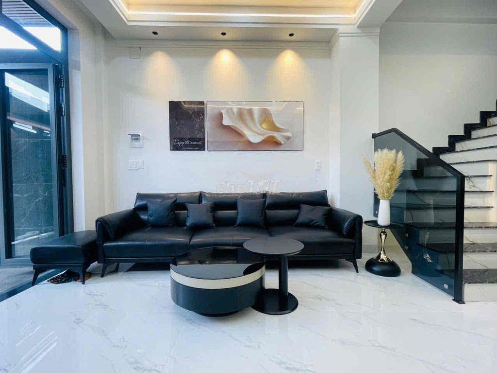 Nhà 1 trệt 2 lầu cách nguyễn tri phương vài bước chân - Ảnh 4