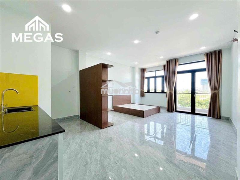 Căn hộ ban công full nội thất 40m2 ngay công viên làng hoa