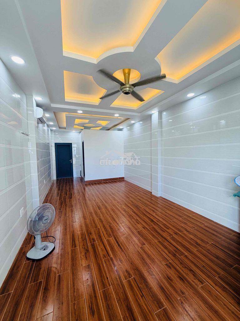 Phòng rộng đẹp nguyễn sơn - Ảnh 2