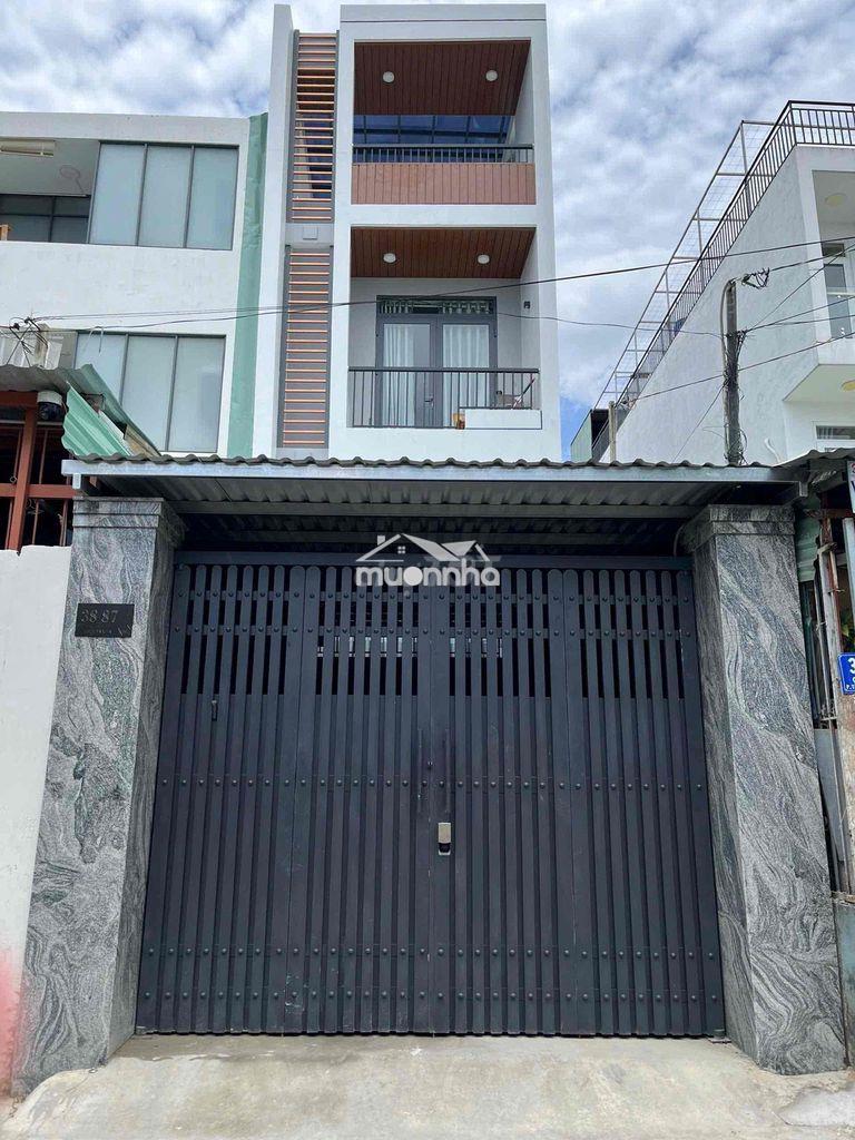 Nhà mới xây - cho thuê phòng tầng trệt 25m2 + sân riêng 12m2
