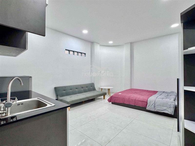 Chdv ngay mặt tiền trần quang diệu - q3