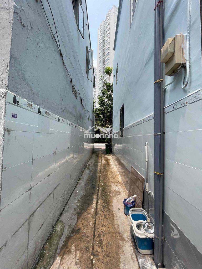 Nhà góc 2mt hẻm 240/127 nguyễn văn luông, 30m2, 1 lầu, gần cc