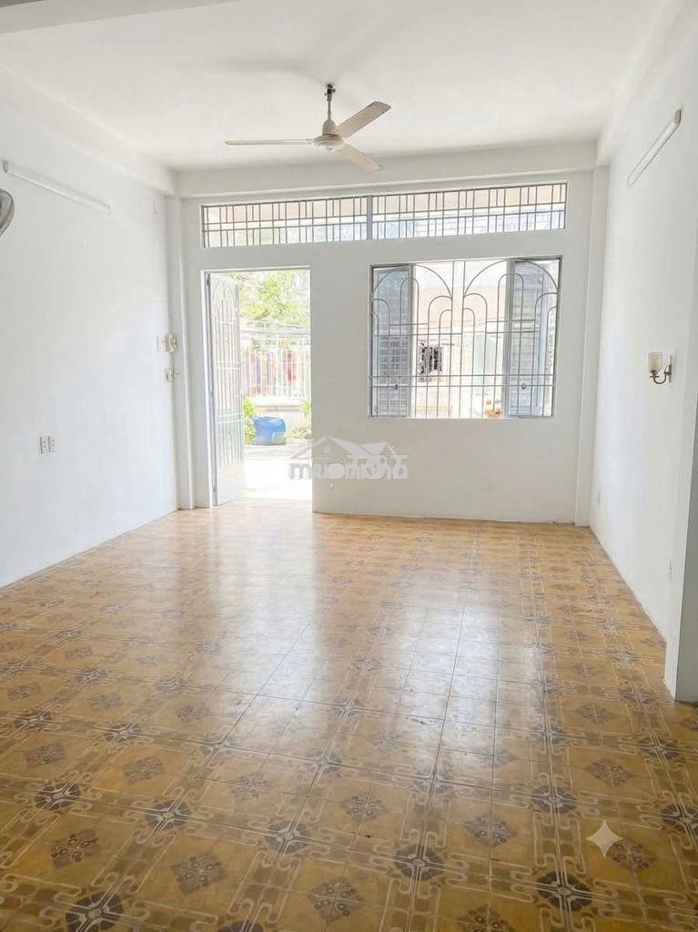 Hạ 3.5 tỷ – bán gấp nhà 3 tầng 84m2 tân bình – không tod –nhỉnh 7 tỷ. - Ảnh 2
