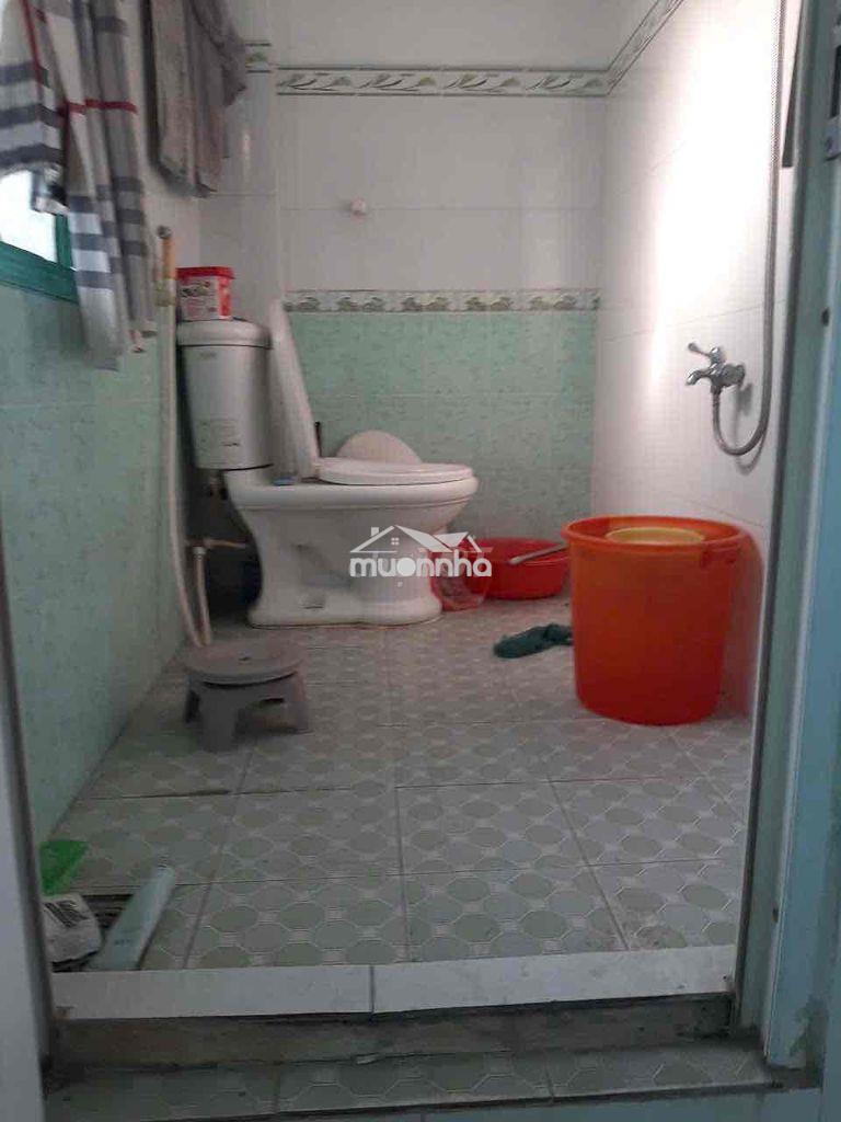 Phòng trọ nguyên 1 lầu nhà tt, dt 70m, 2 ngủ, 1 wc - 3