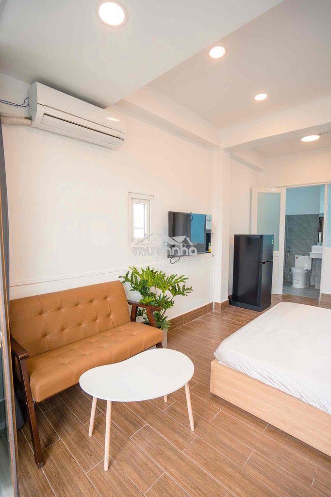 Cho thuê căn hộ trường sa quận 3 ban công máy giặc riêng gần ueh - 4