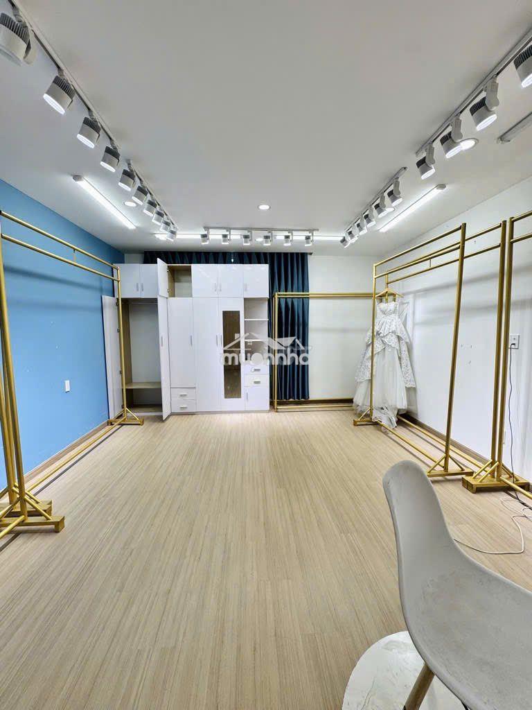 Nhà đường nguyễn văn đậu diện tích: 4,5x20m trệt 2 lầu st cho thuê - Ảnh 3