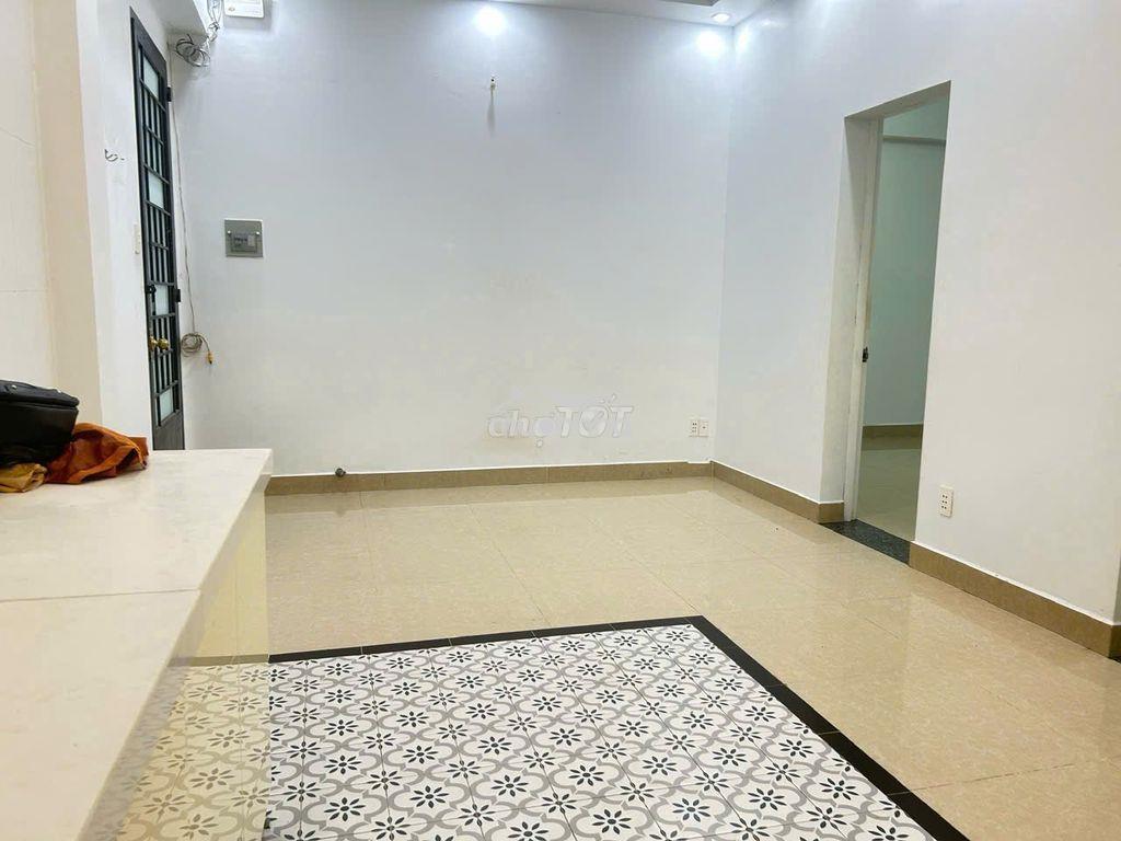 Cho thuê căn góc ban công đn, 66m2, 2 pn - Ảnh 4