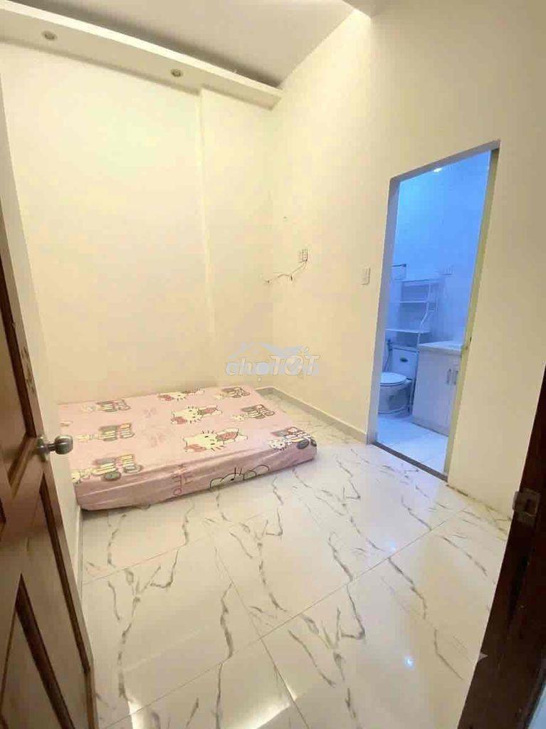 Căn hộ tầng trệt phòng khách + pn - Ảnh 3