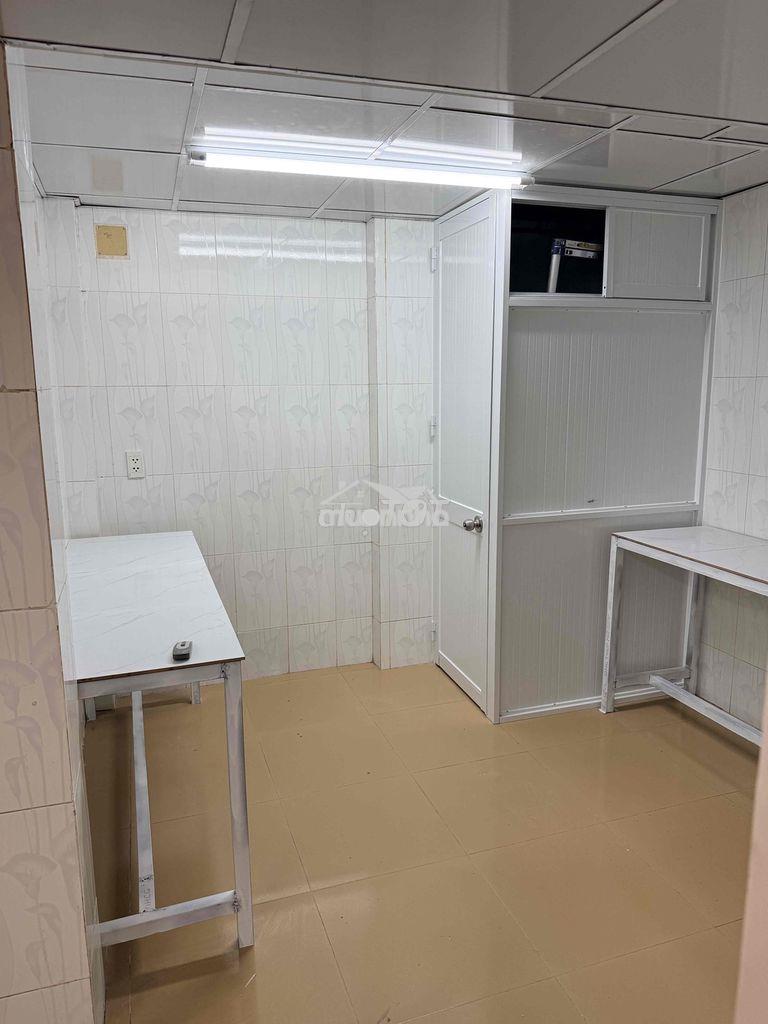 Phòng tầng trệt 45m2 bếp, toilet khép kín tại toà nhà 16/9 bình lợi - Ảnh 4