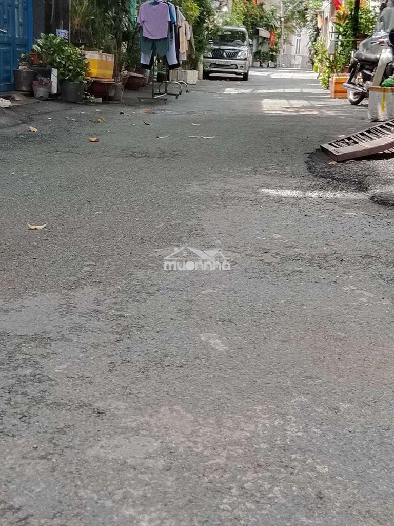 Cho thuê nhà mặt tiền 6 m 3 phòng ngủ 2 wc bùi đình túy bình thạnhc