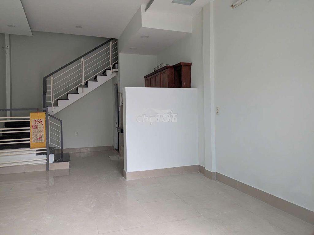 Chính chủ cho thuê nhà gần ngã tư tạ quang. bửu và ql 50 - 2