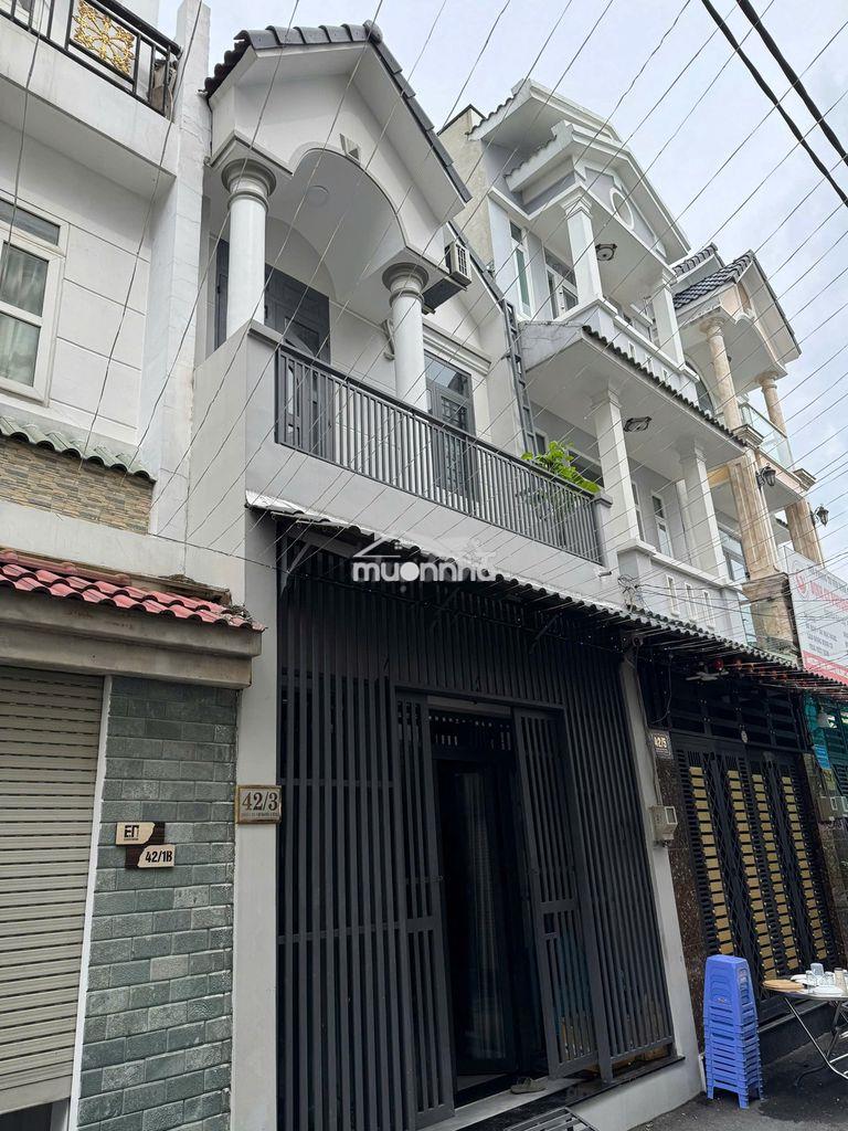 Cần bán nhà quốc lộ 13 cũ