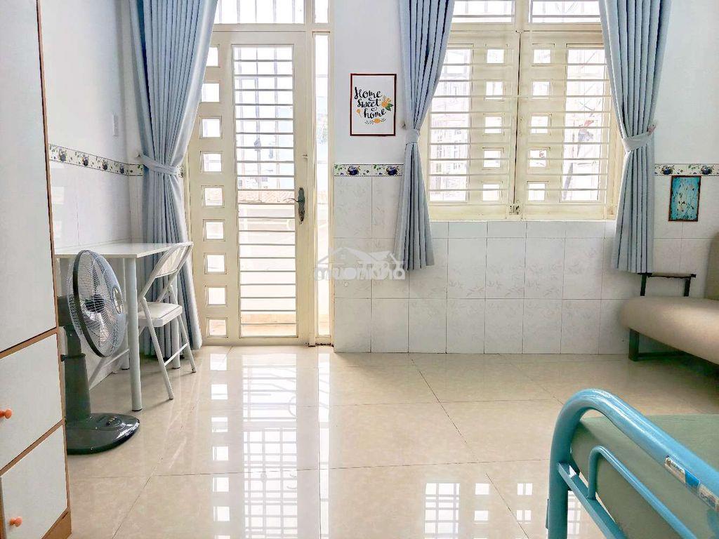 Phòng trọ mới, full nội thất, ban công rộng thoáng - chỉ cho nữ thuê - Ảnh 2