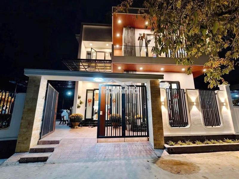 Biệt thự mini sân vườn ngay trạm thu phí bửu long