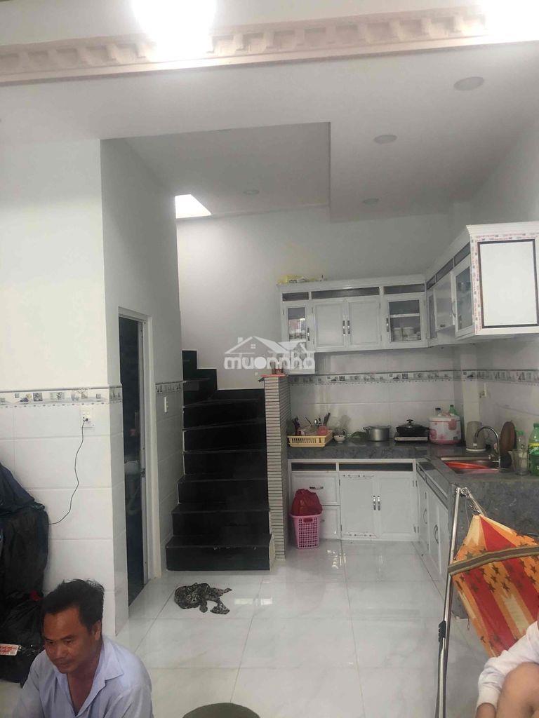 Cần bán gấp nhà đường trịnh quang nghị - 2