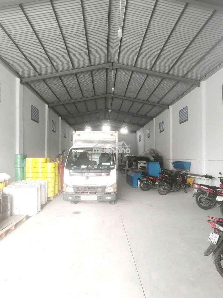 Cho thuê kho 300m/22tr đường cont có 3 pha - 2