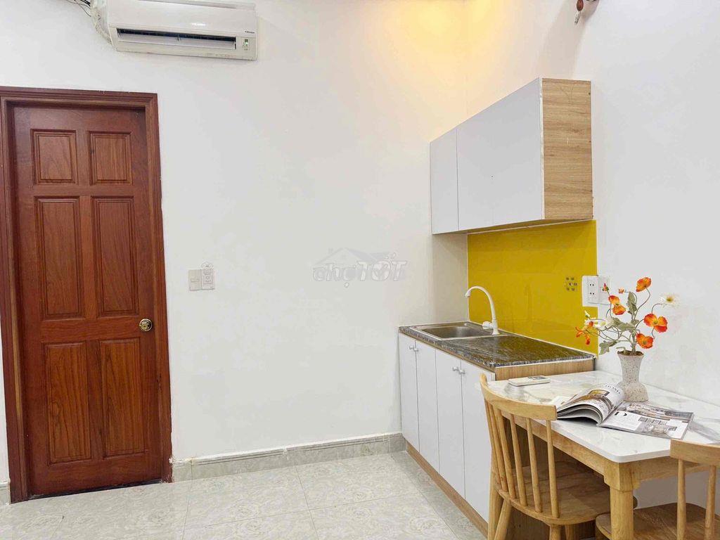 Studio rộng full nội thất ngay etown đi bộ 3p - 3