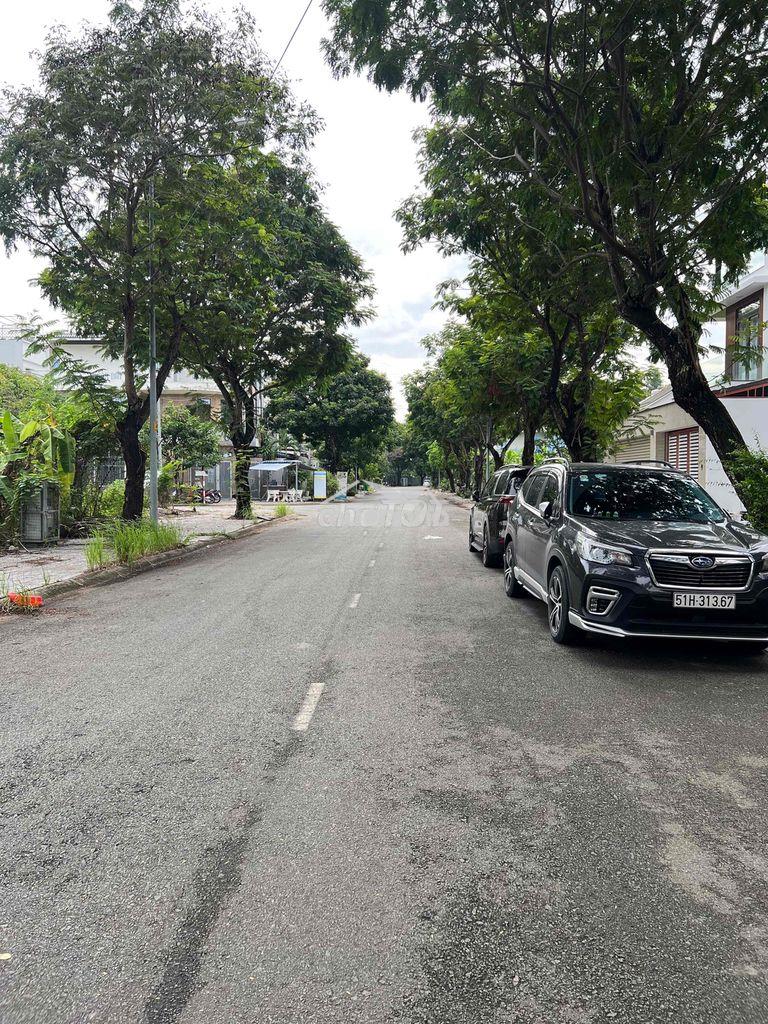 Bán lô 200m2 kdc hưng phú liên phường quận 9 giá 83tr/m2 - 2