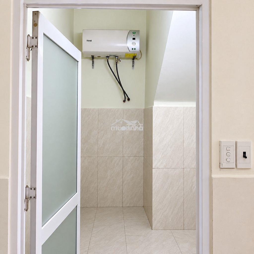 Chỉ 13,5 triệu nguyên căn 1 trệt 2 lầu (4x15m) – đường xe - Ảnh 2