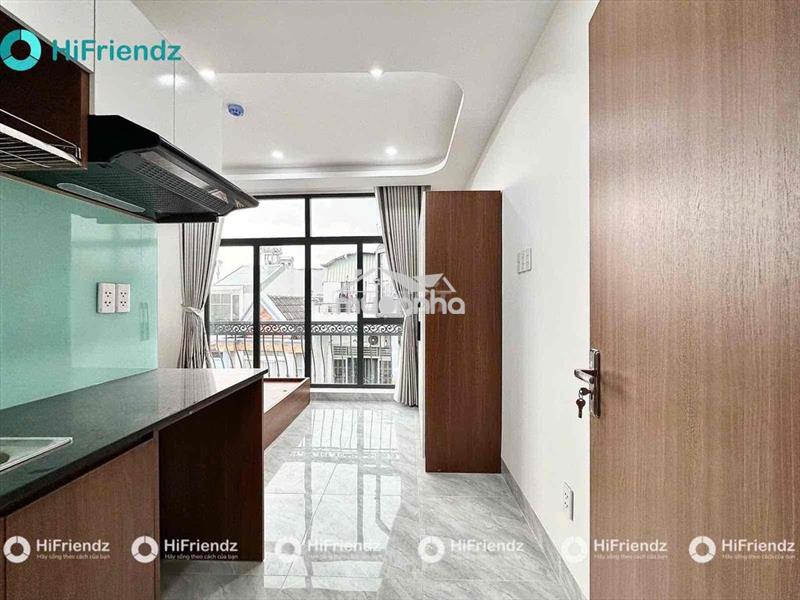 Cho thuê căn hộ dịch vụ-full nội thất-cửa sổ, ban công phòng mới 100%