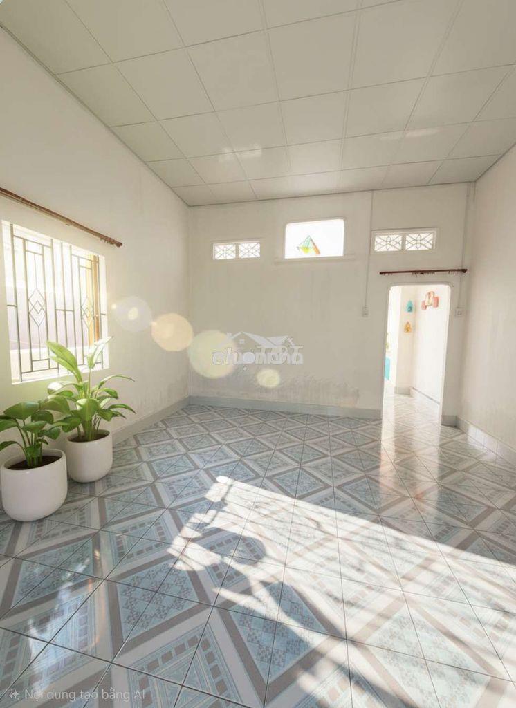 Nhà mới xây cấp 4 2pn hẻm 3m có sân rộng