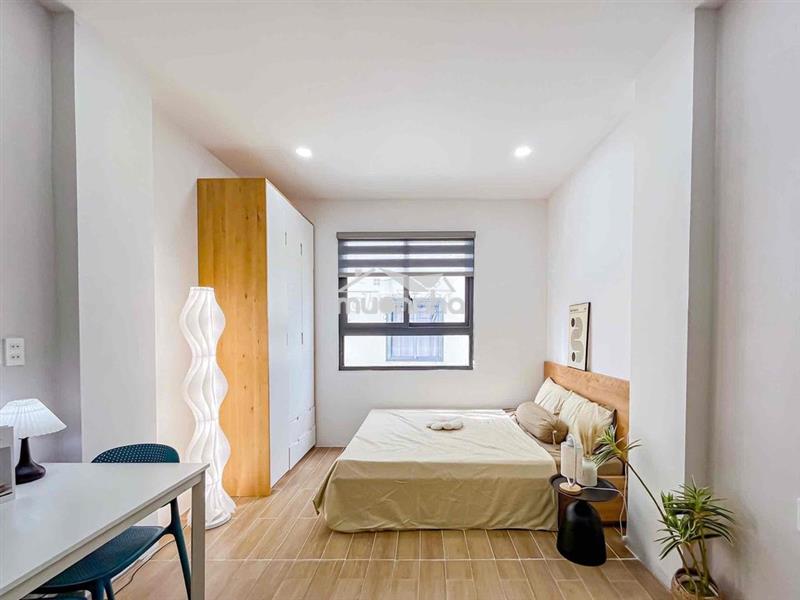 Căn hộ cho thuê full nội thất cửa sổ lớn ngay lý chính thắng, quận 3