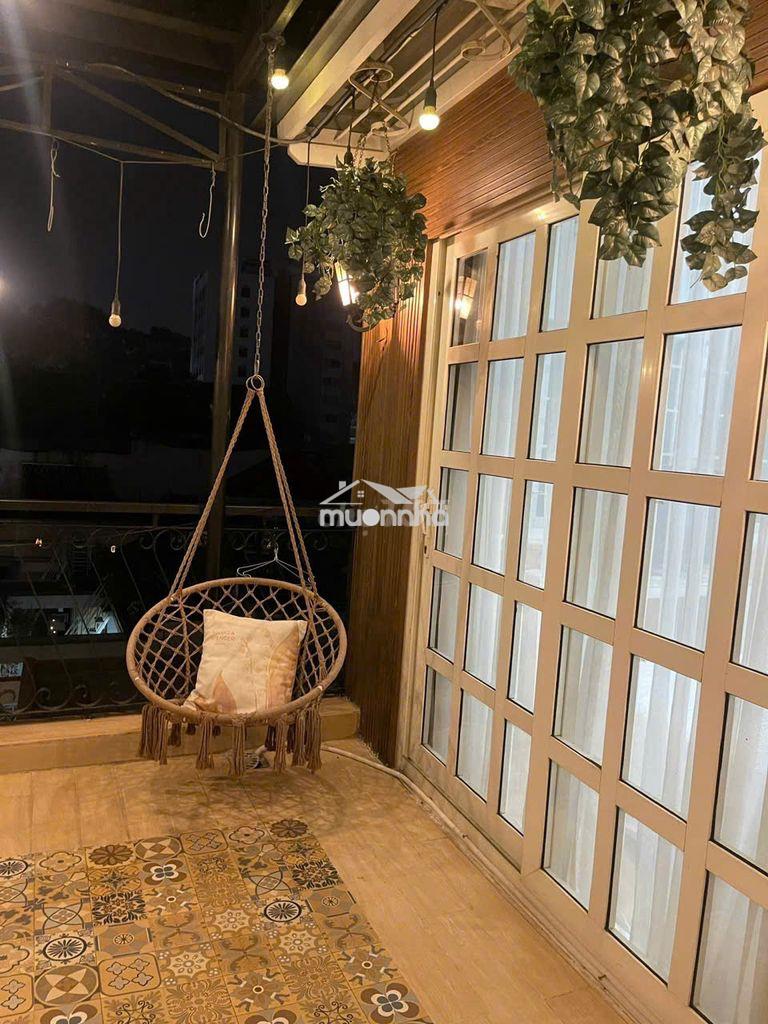 🏡 Phòng balcony lớn nguyễn thị minh khai gần vòng xoay dân chủ quận 3 - Ảnh 3