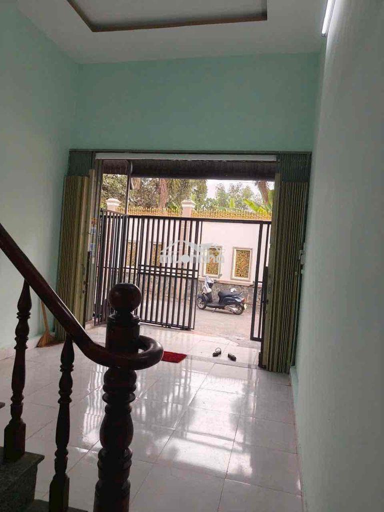 Bán nhà p thái hoà tân uyên đường nhựa 8 m thông buôn