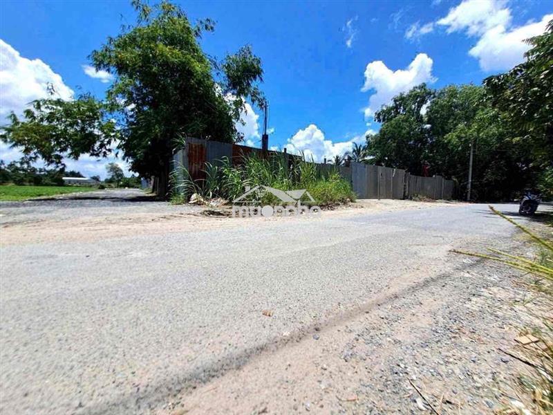 Bán 4200m2 đất nông nghiệp - 19 tỷ