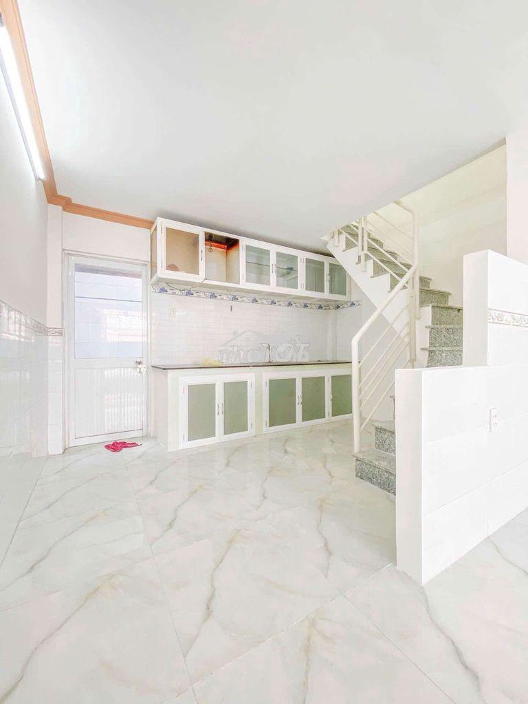Bán nhà 2 tầng sát aeon bình tân nhỉnh 3ty 52m2, hẻm 4m thông - Ảnh 3