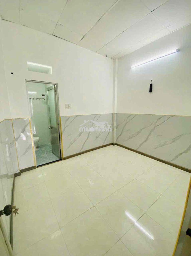 Nhà đẹp 1 lầu 2pn 2wc - 3