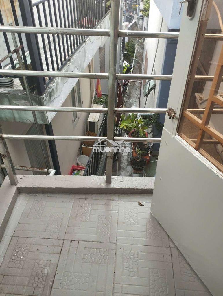Cho thuê nhà một trệt hai lâu giá 4tr