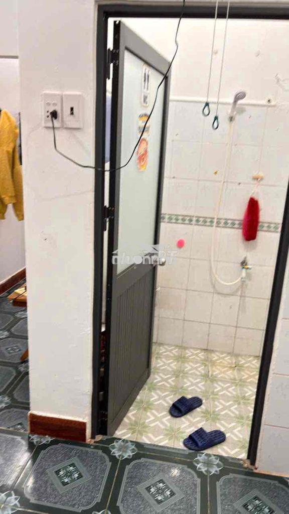 Chính chủ cho thuê nhà mặt tiền bùi quang là 3,5x17 2pn 2wc 13tr - 4