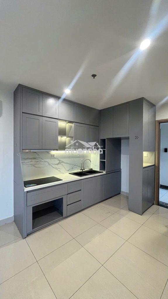 Cho thuê căn góc 2pn ful nội thất gỗ đẹp
