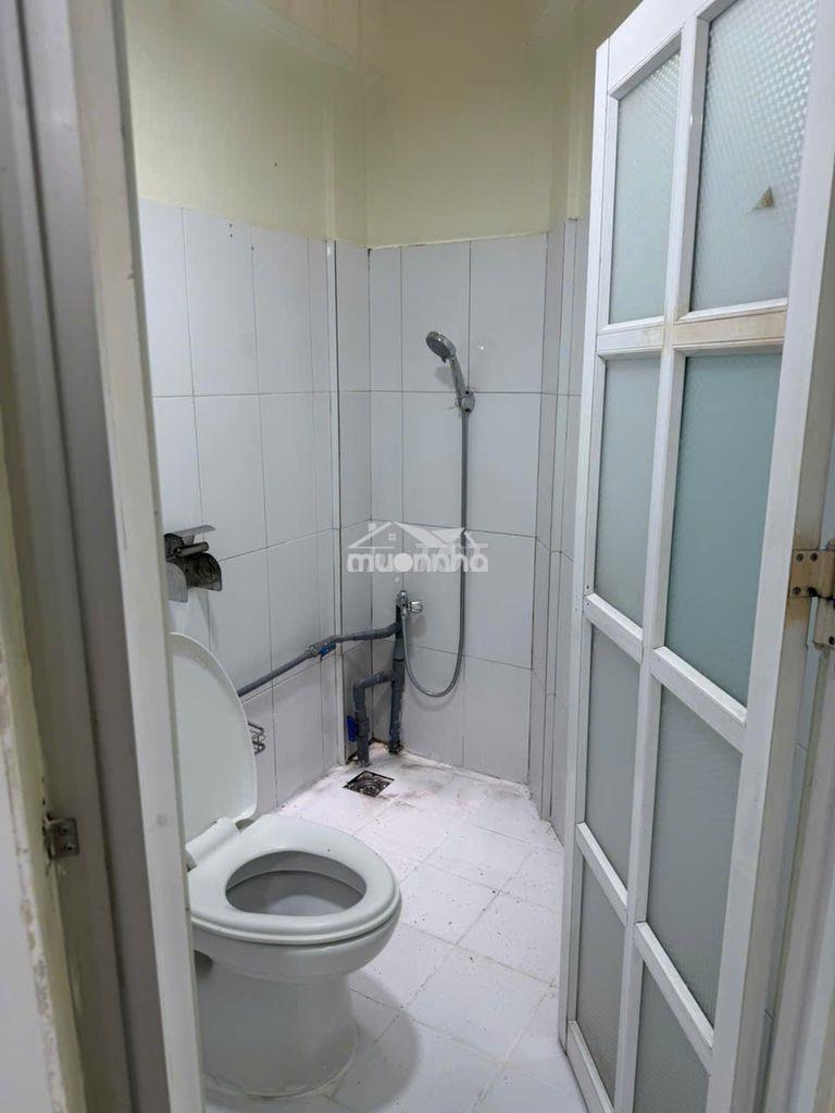 Nhà mới 3pn hẻm 4m hoà hảo quận 10 - Ảnh 3