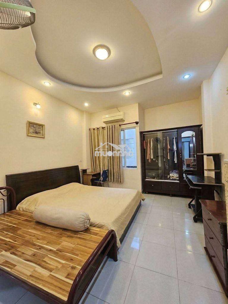 🔥 Hòa bình – đầm sen – 4 tầng, 6 phòng – chỉ 8.999 tỷ.
🏡 4x18m. - 2